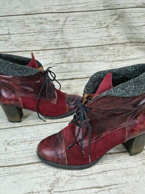 Hispanitas Burgundy Leather Suede Lace Up Ankle Boots Cuffed Tweed Collar EU 39